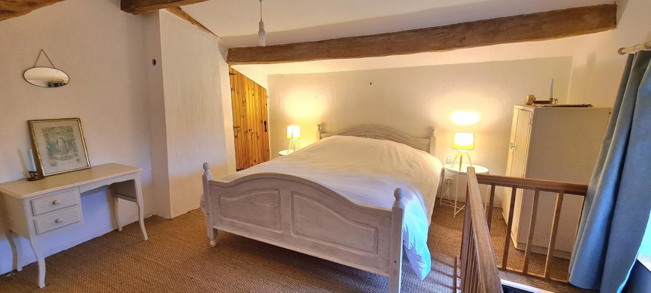 Saint-Pierre-du-CheminLe Terrier Maison De Campagne 250 M2 Grande Capacite 20 Couchages, 4500M2 De Terrain别墅 外观 照片
