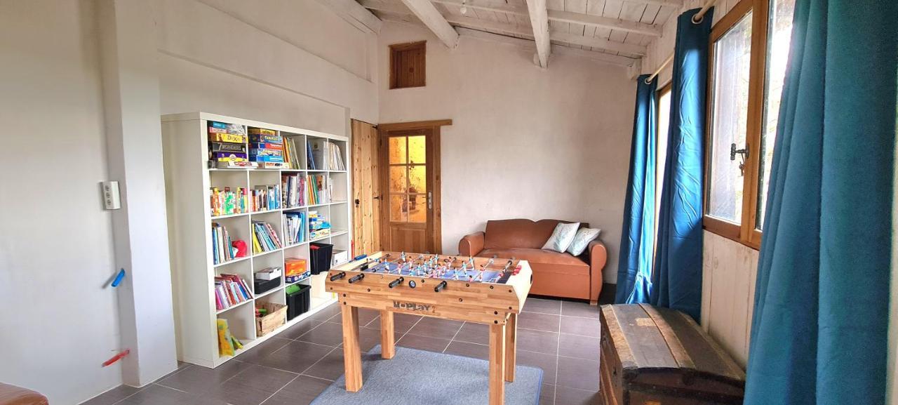 Saint-Pierre-du-CheminLe Terrier Maison De Campagne 250 M2 Grande Capacite 20 Couchages, 4500M2 De Terrain别墅 外观 照片