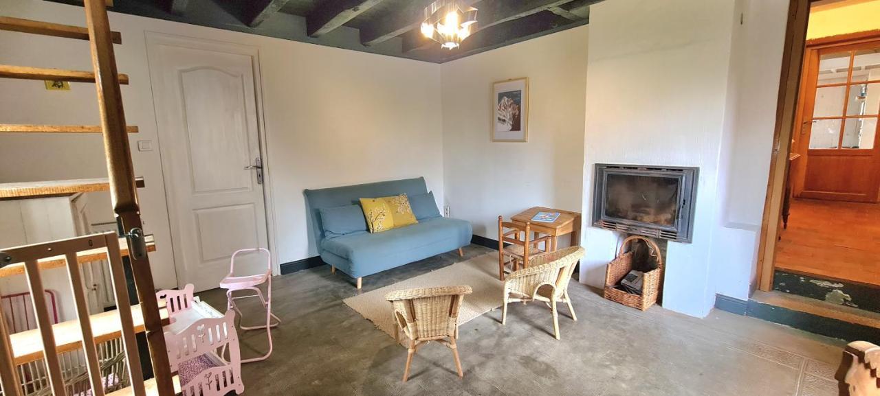 Saint-Pierre-du-CheminLe Terrier Maison De Campagne 250 M2 Grande Capacite 20 Couchages, 4500M2 De Terrain别墅 外观 照片