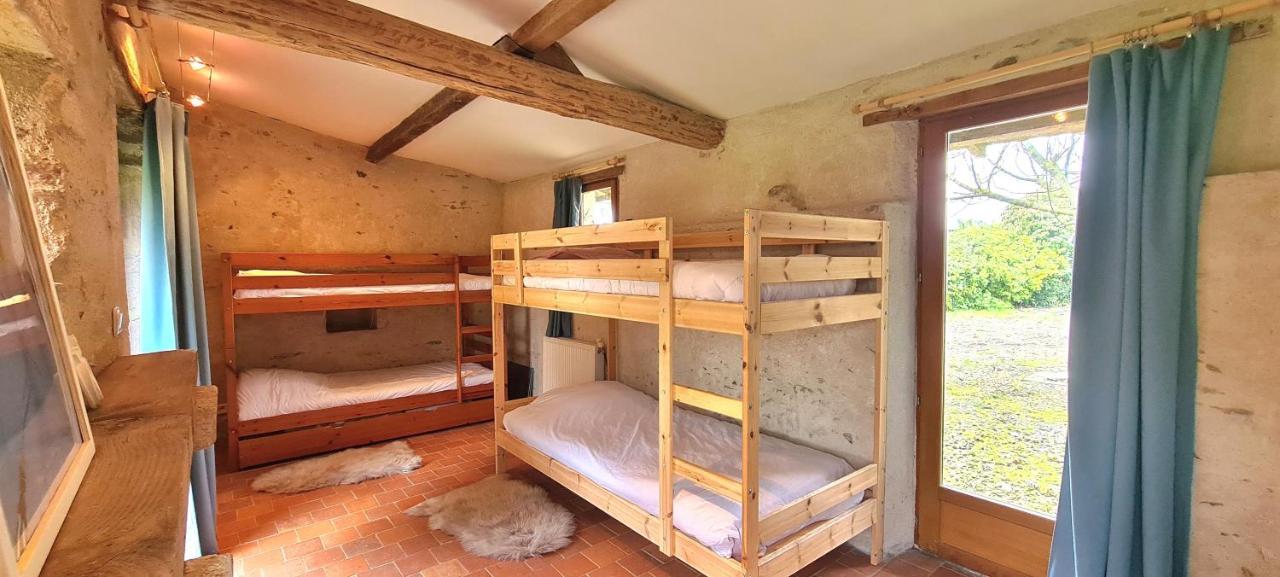 Saint-Pierre-du-CheminLe Terrier Maison De Campagne 250 M2 Grande Capacite 20 Couchages, 4500M2 De Terrain别墅 外观 照片
