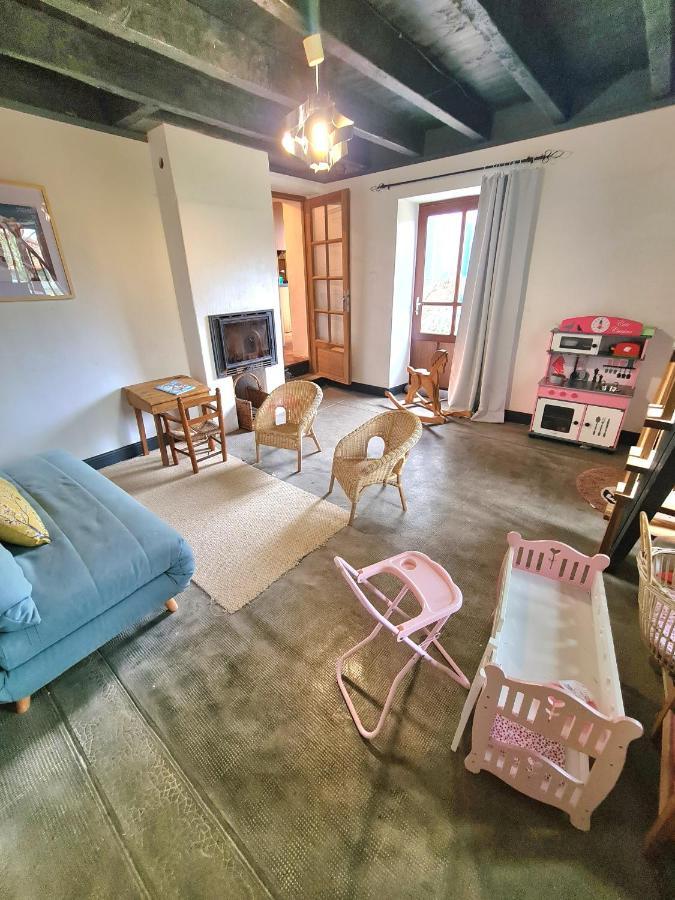 Saint-Pierre-du-CheminLe Terrier Maison De Campagne 250 M2 Grande Capacite 20 Couchages, 4500M2 De Terrain别墅 外观 照片