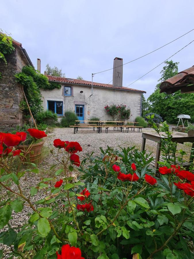 Saint-Pierre-du-CheminLe Terrier Maison De Campagne 250 M2 Grande Capacite 20 Couchages, 4500M2 De Terrain别墅 外观 照片
